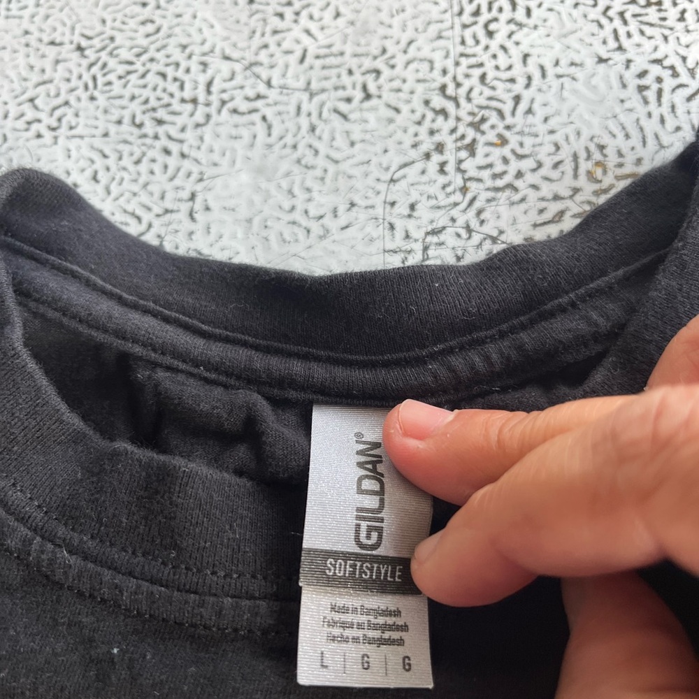 Gildan Softstyle Tee in Black